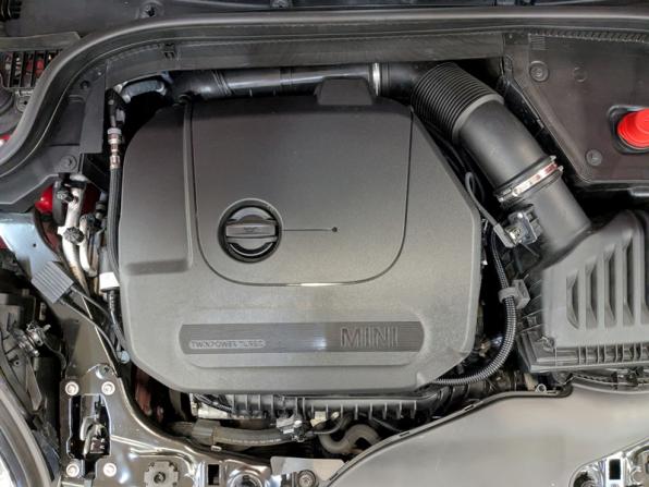 Mini Hatch III (F55/F56) Рестайлинг с пробегом 2020 года, цена 2 350 000 рублей, 51000 км, хэтчбек, Автокод Объявления