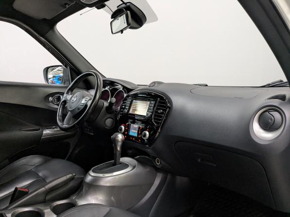 Nissan Juke I Рестайлинг с пробегом 2017 года, цена 1 640 000 рублей, 44640 км, внедорожник, Автокод Объявления