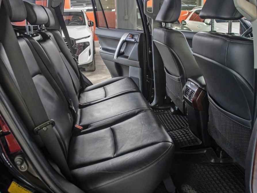 Toyota Land Cruiser Prado 150 Series Рестайлинг 1 Москва  - изображение 12