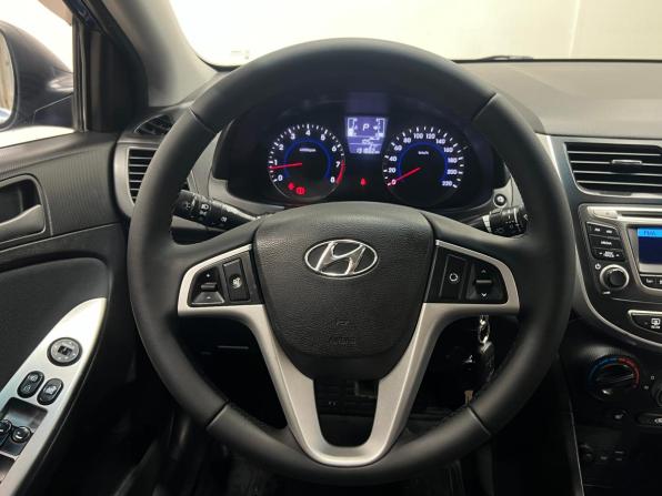 Hyundai Solaris I Рестайлинг с пробегом 2015 года, цена 1 150 000 рублей, 132000 км, седан, Автокод Объявления