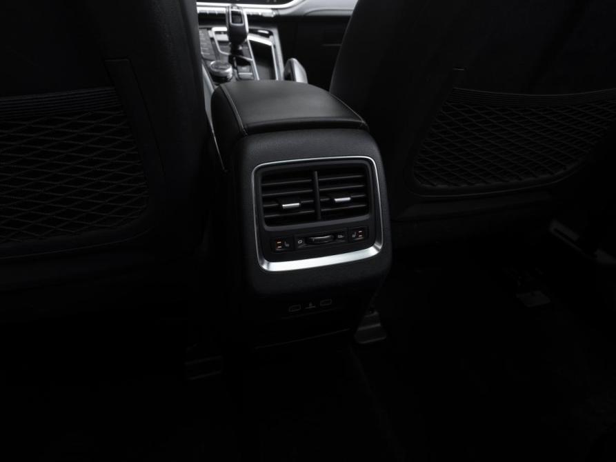 Geely Atlas Pro Москва  - изображение 14