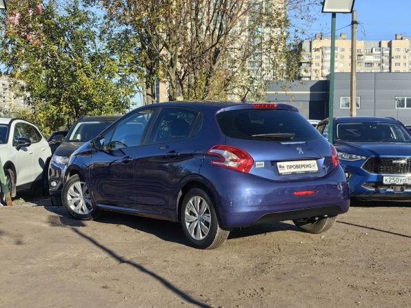Peugeot 208 I с пробегом 2013 года, цена 579 000 рублей, 157659 км, хэтчбек, Автокод Объявления