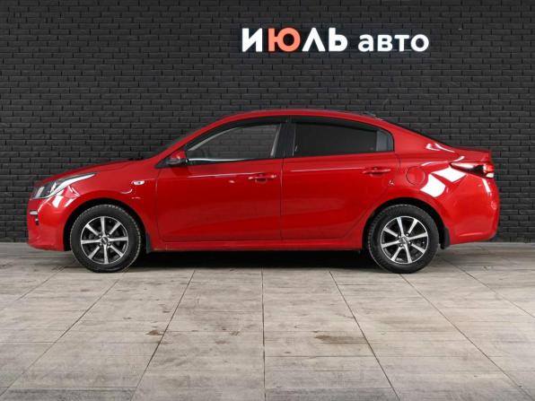 Kia Rio IV с пробегом 2018 года, цена 1 590 000 рублей, 80115 км, седан, Автокод Объявления