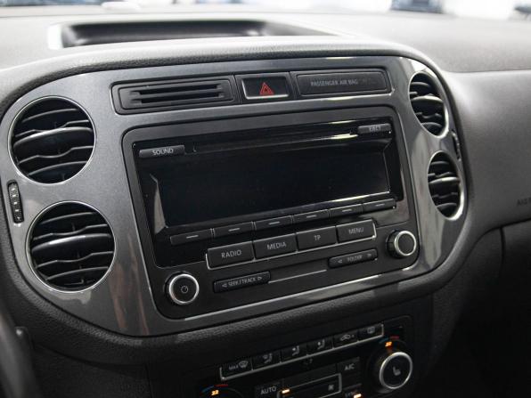 Volkswagen Tiguan I Рестайлинг с пробегом 2013 года, цена 1 299 000 рублей, 128470 км, внедорожник, Автокод Объявления