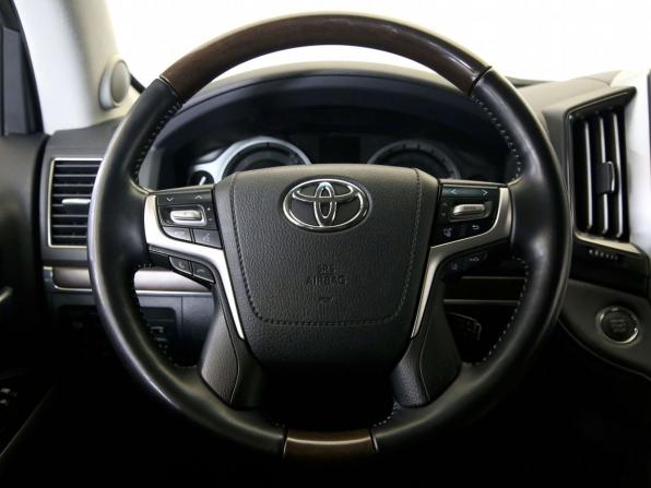 Toyota Land Cruiser 200 Series Рестайлинг 2 с пробегом 2020 года, цена 7 790 000 рублей, 111626 км, внедорожник, Автокод Объявления
