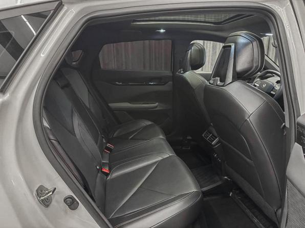 Changan UNI-V I с пробегом 2023 года, цена 2 390 000 рублей, 22700 км, лифтбек, Автокод Объявления
