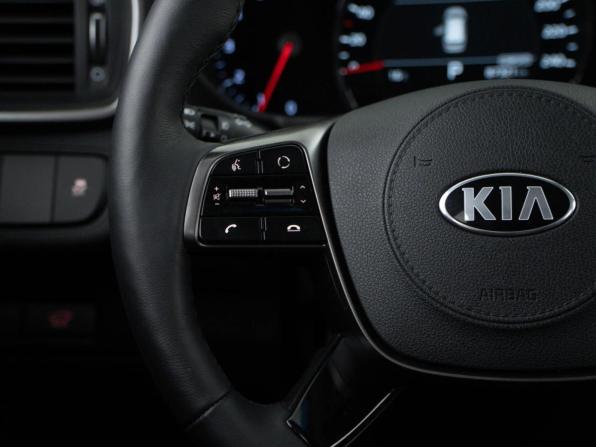 Kia Sorento III Prime Рестайлинг с пробегом 2018 года, цена 2 868 055 рублей, 87321 км, внедорожник, Автокод Объявления