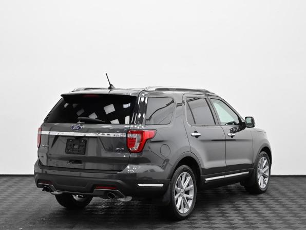 Ford Explorer V Рестайлинг 2 с пробегом 2018 года, цена 2 499 000 рублей, 206000 км, внедорожник, Автокод Объявления