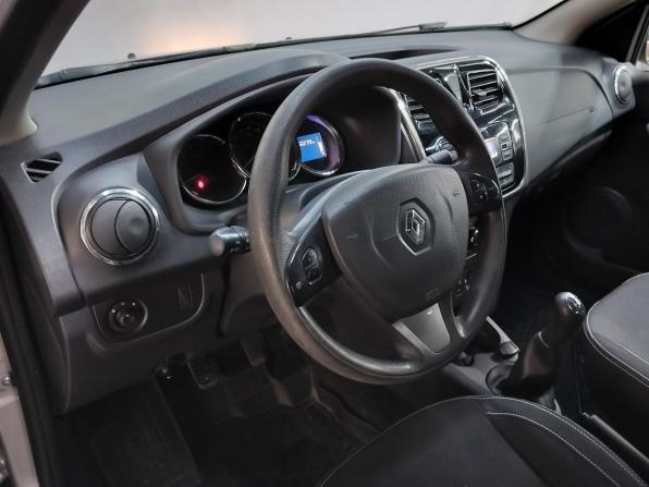 Renault Logan II с пробегом 2017 года, цена 860 000 рублей, 60200 км, седан, Автокод Объявления