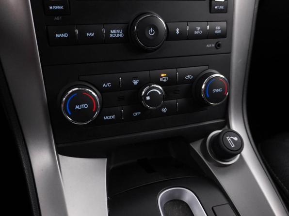 Chevrolet Captiva I Рестайлинг 2 с пробегом 2014 года, цена 1 299 999 рублей, 203851 км, внедорожник, Автокод Объявления