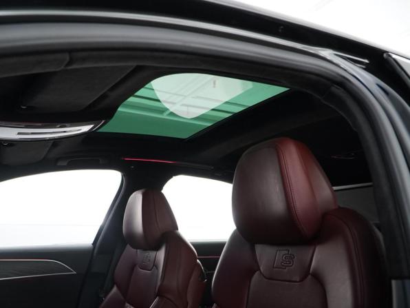 Audi A8 IV (D5) с пробегом 2018 года, цена 7 999 999 рублей, 60452 км, седан, Автокод Объявления