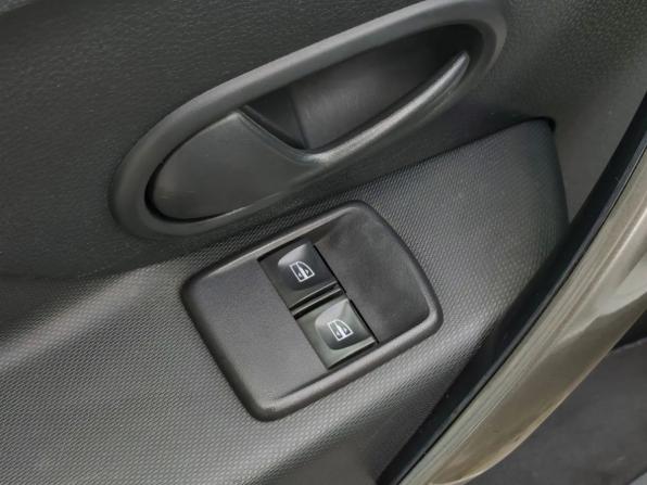 Renault Logan II Рестайлинг с пробегом 2021 года, цена 840 000 рублей, 182997 км, седан, Автокод Объявления