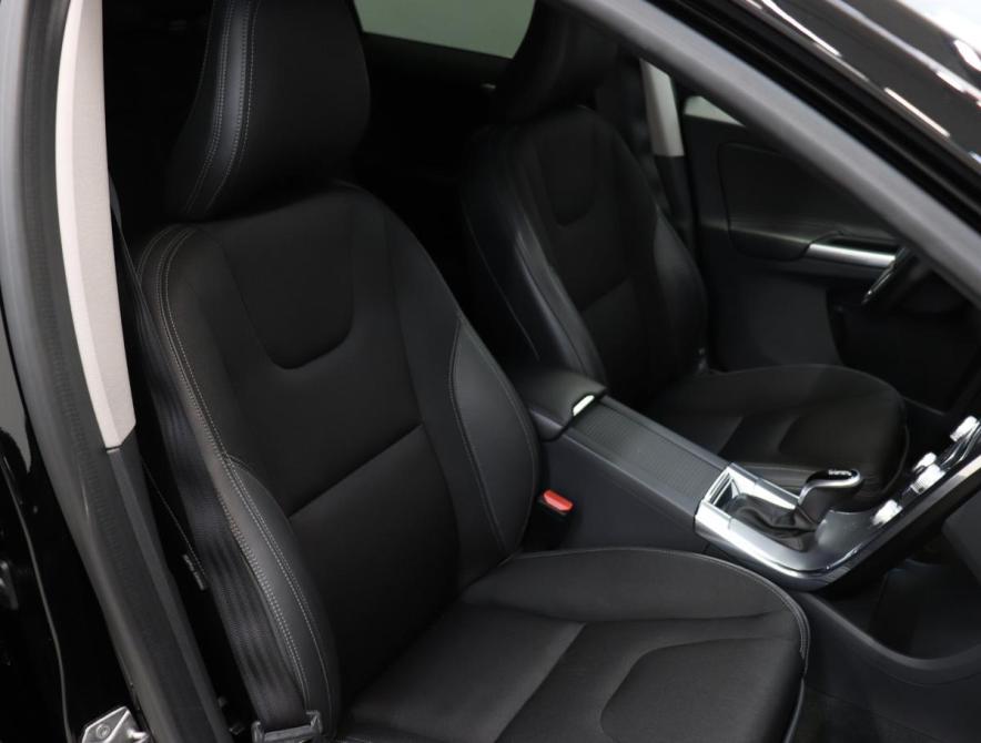 Volvo XC60 I Рестайлинг Санкт-Петербург  - изображение 12