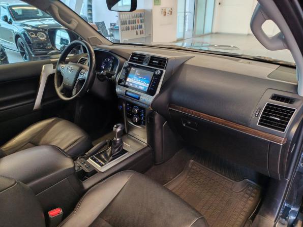 Toyota Land Cruiser Prado 150 Series Рестайлинг 2 с пробегом 2018 года, цена 4 119 000 рублей, 250752 км, внедорожник, Автокод Объявления