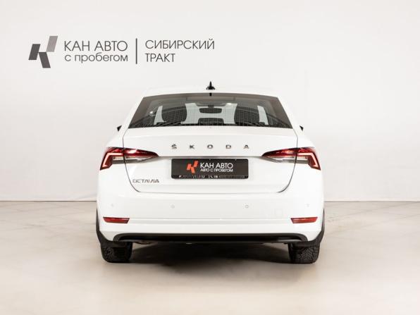 Skoda Octavia IV (A8) с пробегом 2021 года, цена 2 550 000 рублей, 62434 км, лифтбек, Автокод Объявления