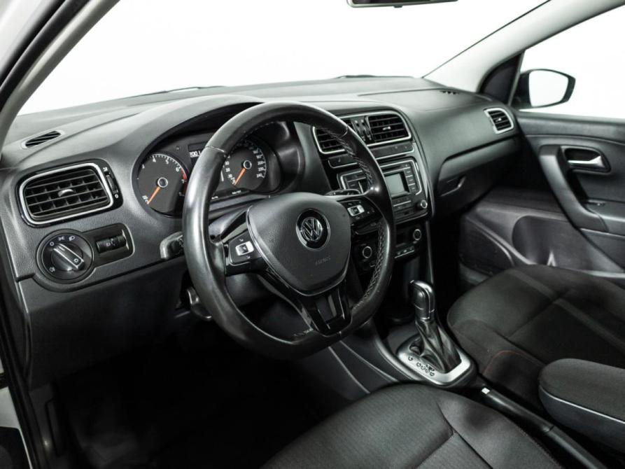 Volkswagen Polo V Рестайлинг Санкт-Петербург  - изображение 11