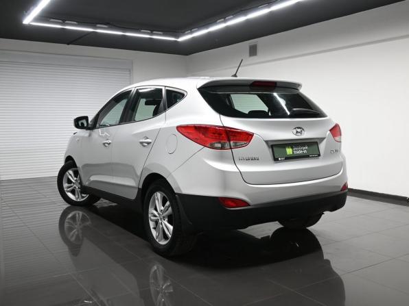 Hyundai ix35 I с пробегом 2012 года, цена 1 200 000 рублей, 194243 км, внедорожник, Автокод Объявления
