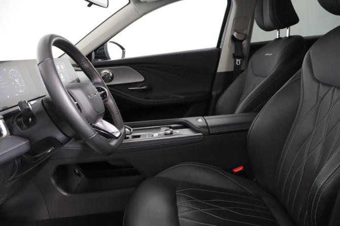 Chery Arrizo 8 с пробегом 2024 года, цена 2 099 000 рублей, 23000 км, седан, Автокод Объявления