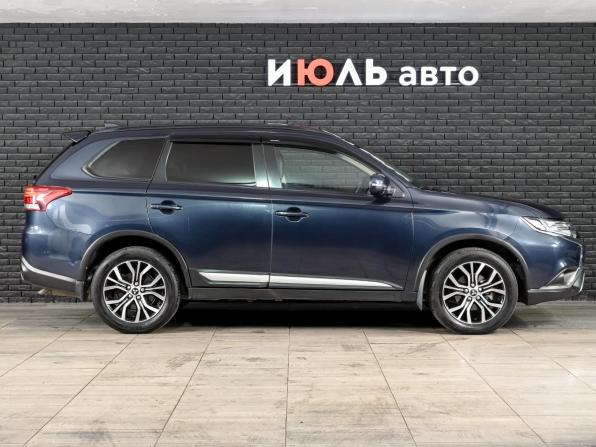 Mitsubishi Outlander III Рестайлинг 3 с пробегом 2021 года, цена 3 100 000 рублей, 23431 км, внедорожник, Автокод Объявления