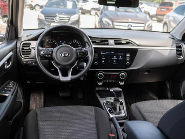 Kia Rio IV Рестайлинг с пробегом 2021 года, цена 1 747 030 рублей, 45906 км, хэтчбек, Автокод Объявления