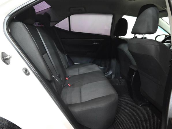Toyota Corolla XI (E160 E170 E180) с пробегом 2014 года, цена 1 300 000 рублей, 234621 км, седан, Автокод Объявления