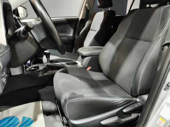 Toyota RAV4 IV (XA40) Рестайлинг с пробегом 2017 года, цена 2 295 000 рублей, 109545 км, внедорожник, Автокод Объявления