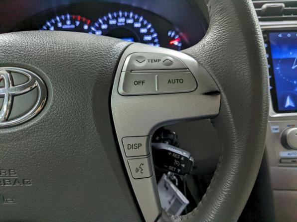 Toyota Camry VI (XV40) Рестайлинг с пробегом 2010 года, цена 1 150 000 рублей, 242699 км, седан, Автокод Объявления