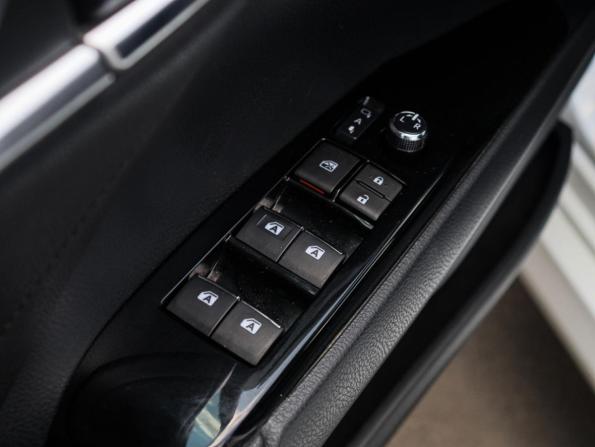 Toyota Camry VIII (XV70) с пробегом 2018 года, цена 2 229 000 рублей, 110444 км, седан, Автокод Объявления