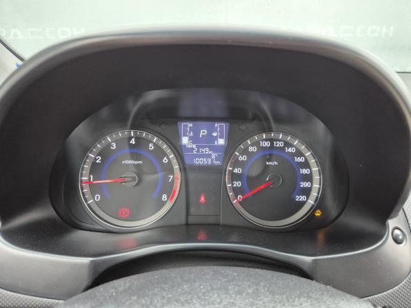 Hyundai Solaris I Рестайлинг с пробегом 2015 года, цена 1 060 000 рублей, 100591 км, седан, Автокод Объявления