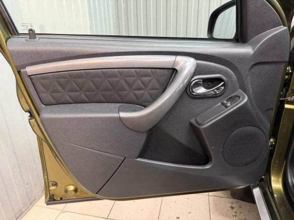 Renault Duster I Рестайлинг с пробегом 2017 года, цена 1 380 000 рублей, 133252 км, внедорожник, Автокод Объявления