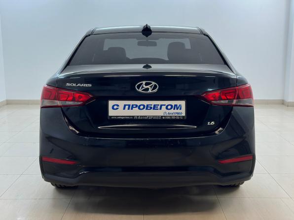 Hyundai Solaris II с пробегом 2017 года, цена 1 180 000 рублей, 164589 км, седан, Автокод Объявления