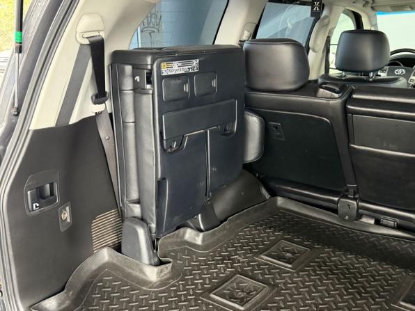 Toyota Land Cruiser 200 Series с пробегом 2011 года, цена 3 149 000 рублей, 227520 км, внедорожник, Автокод Объявления
