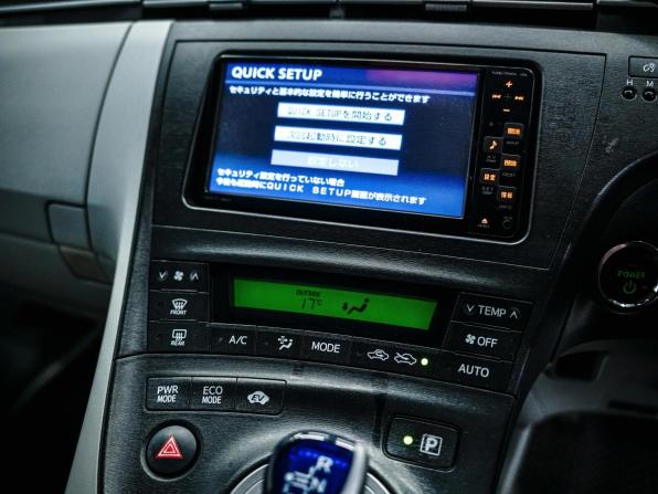 Toyota Prius III (XW30) с пробегом 2011 года, цена 919 000 рублей, 221470 км, лифтбек, Автокод Объявления