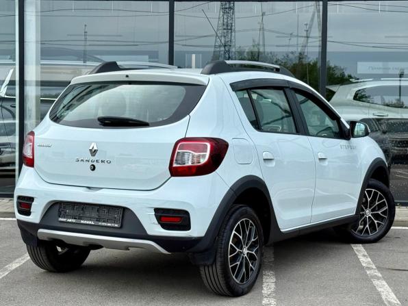 Renault Sandero II Рестайлинг с пробегом 2019 года, цена 1 199 000 рублей, 65292 км, хэтчбек, Автокод Объявления