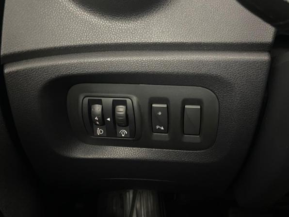 Renault Kaptur I с пробегом 2017 года, цена 1 325 000 рублей, 107222 км, внедорожник, Автокод Объявления
