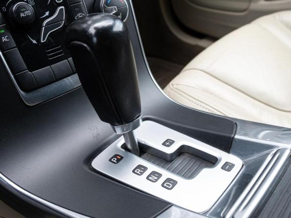 Volvo S60 II с пробегом 2011 года, цена 848 000 рублей, 193445 км, седан, Автокод Объявления