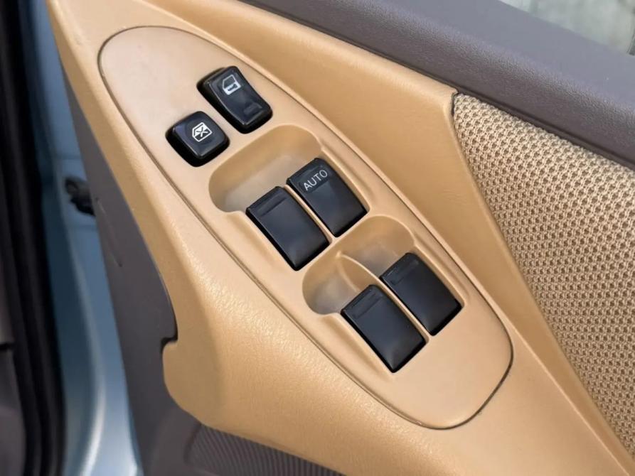 Nissan Tino Новосибирск  - изображение 15
