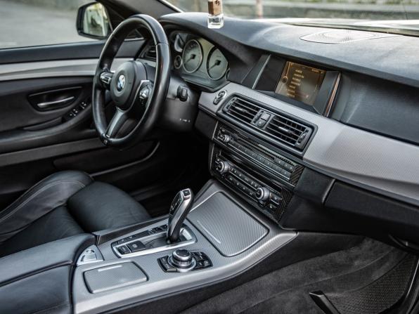 BMW 5 серии VI (F10/F11/F07) Рестайлинг с пробегом 2013 года, цена 1 798 000 рублей, 198070 км, седан, Автокод Объявления
