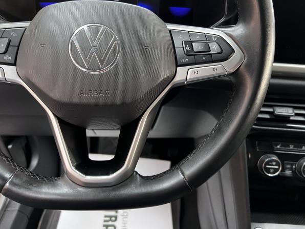 Volkswagen Taos I с пробегом 2022 года, цена 2 345 000 рублей, 67281 км, внедорожник, Автокод Объявления