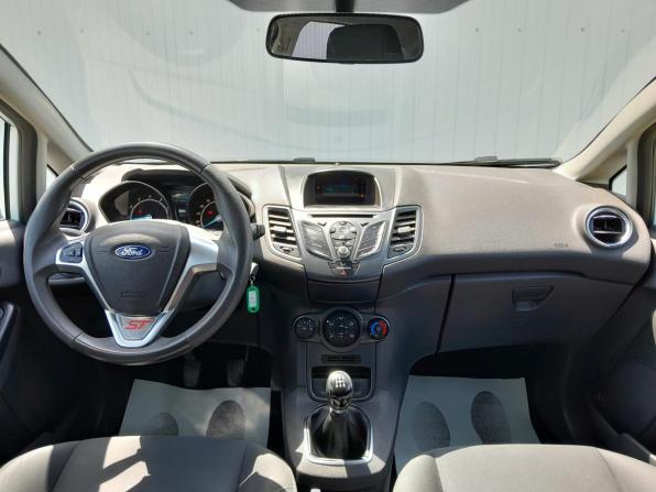 Ford Fiesta Mk6 Рестайлинг с пробегом 2015 года, цена 799 000 рублей, 186270 км, хэтчбек, Автокод Объявления