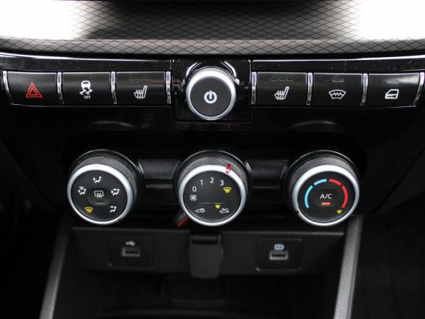 Lada (ВАЗ) Vesta I Рестайлинг (NG) с пробегом 2024 года, цена 1 599 000 рублей, 10150 км, универсал, Автокод Объявления