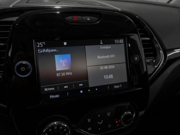 Renault Kaptur I Рестайлинг с пробегом 2021 года, цена 1 840 000 рублей, 46299 км, внедорожник, Автокод Объявления