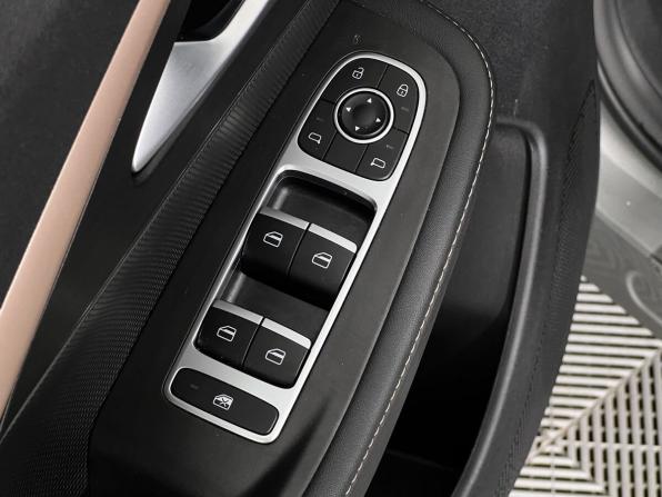 Omoda C5 I с пробегом 2024 года, цена 2 150 000 рублей, 11758 км, внедорожник, Автокод Объявления