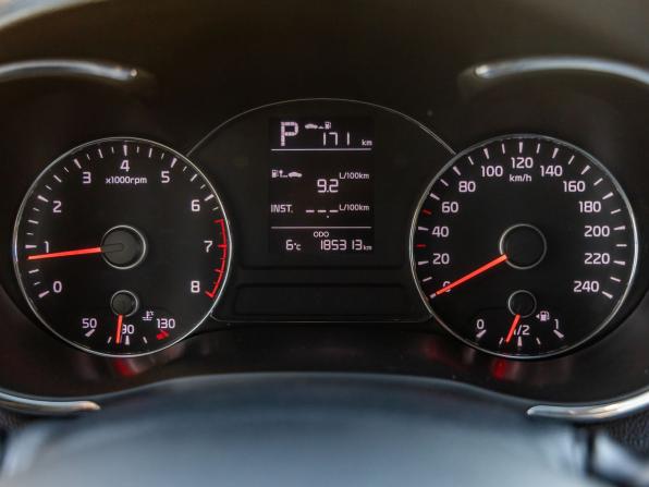 Kia Cerato III Рестайлинг (Classic) с пробегом 2017 года, цена 1 328 000 рублей, 185000 км, седан, Автокод Объявления