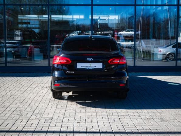 Ford Focus III Рестайлинг с пробегом 2015 года, цена 930 000 рублей, 197097 км, седан, Автокод Объявления