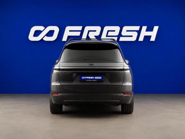 Li Auto (Lixiang) L9 I Рестайлинг с пробегом 2024 года, цена 5 650 777 рублей, 103657 км, внедорожник, Автокод Объявления