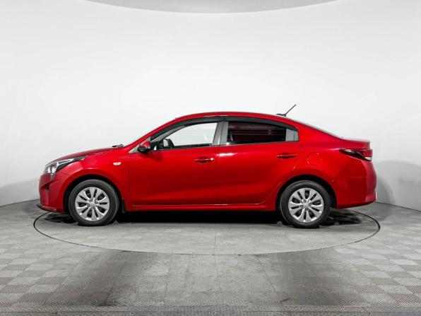 Kia Rio IV Рестайлинг с пробегом 2021 года, цена 1 390 000 рублей, 125074 км, седан, Автокод Объявления