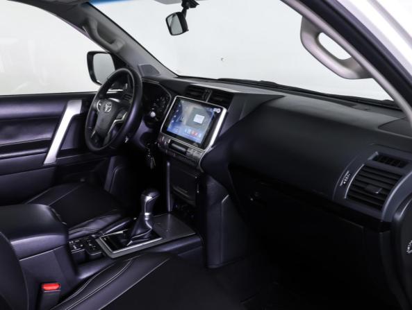 Toyota Land Cruiser Prado 150 Series Рестайлинг 2 с пробегом 2019 года, цена 3 990 000 рублей, 95962 км, внедорожник, Автокод Объявления
