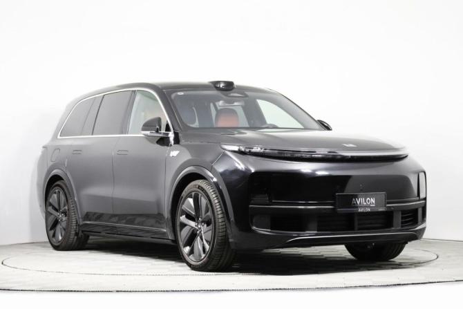 Новый Li Auto (Lixiang) L9 I Рестайлинг 2025 года, цена 11 990 000 рублей, внедорожник, Автокод Объявления