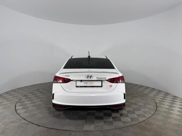 Hyundai Solaris II Рестайлинг с пробегом 2021 года, цена 1 459 000 рублей, 139125 км, седан, Автокод Объявления